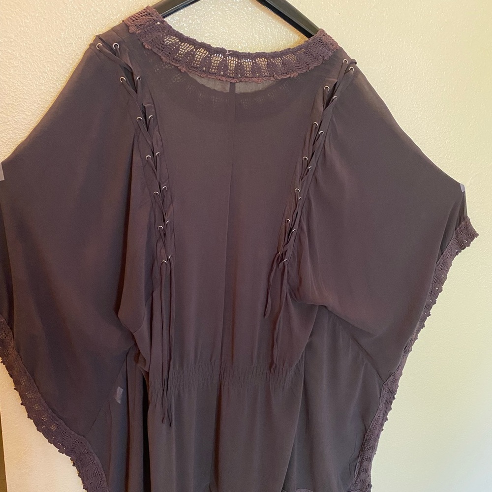 EUC, 2 pc( camisole and batwing top) by MONO RENO, Large, Brown